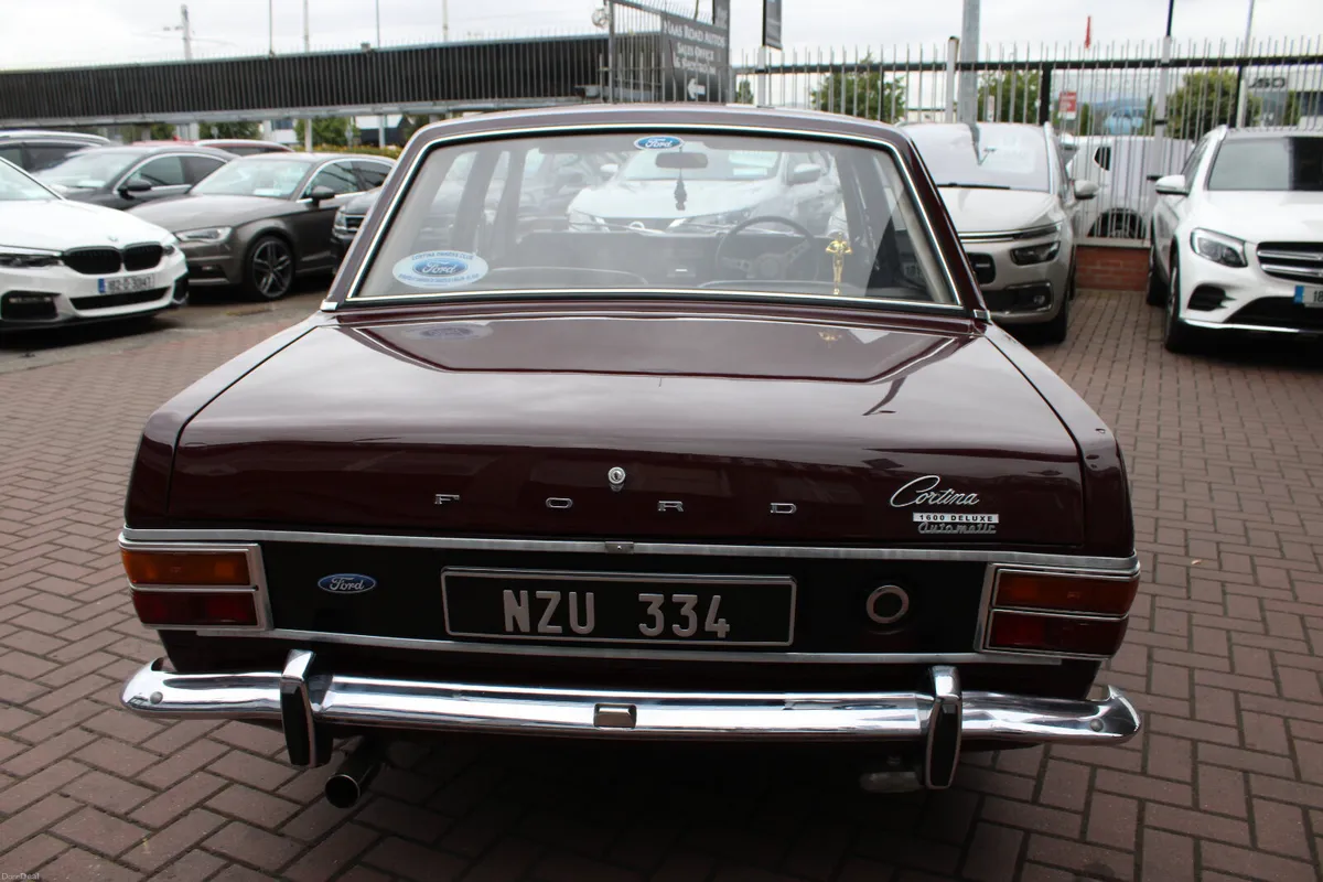 Ford Cortina 1300 Deluxe Automatic // Immaculate - Image 5