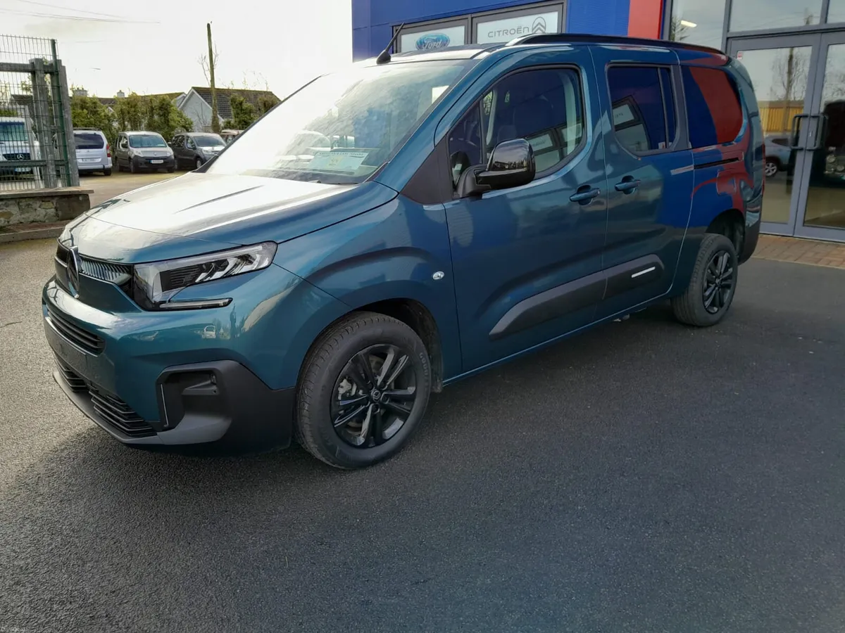 Wheelchair Accessible Taxi Citroën Berlingo - Image 4