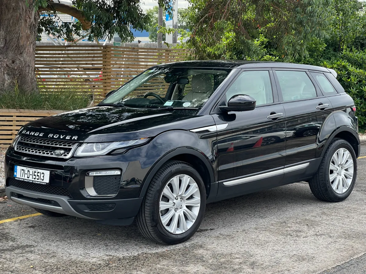 2017 Land Rover Range Rover Evoque..56,600 kms. - Image 4