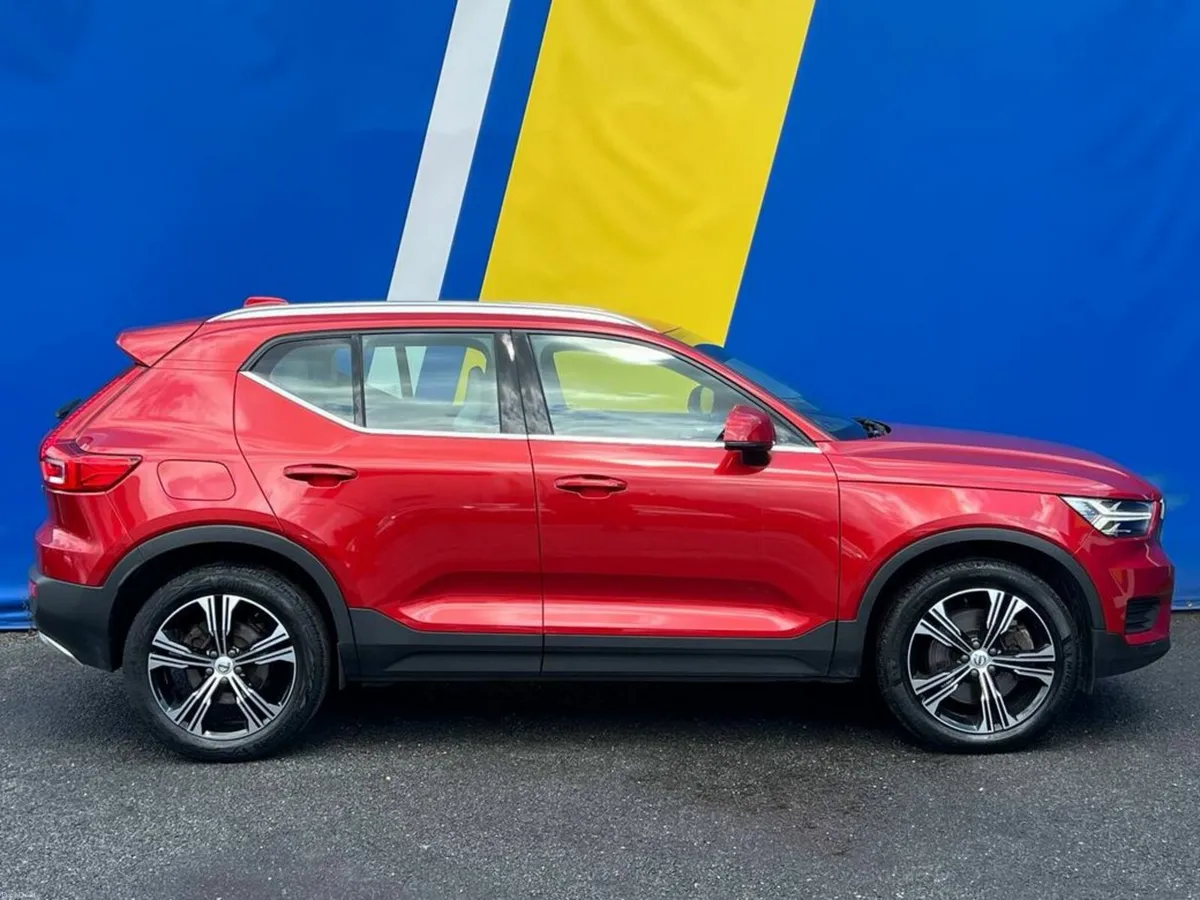 Volvo XC40 T4 INSCRIPTION 1.5 HYBRID AUTO // FULL - Image 2