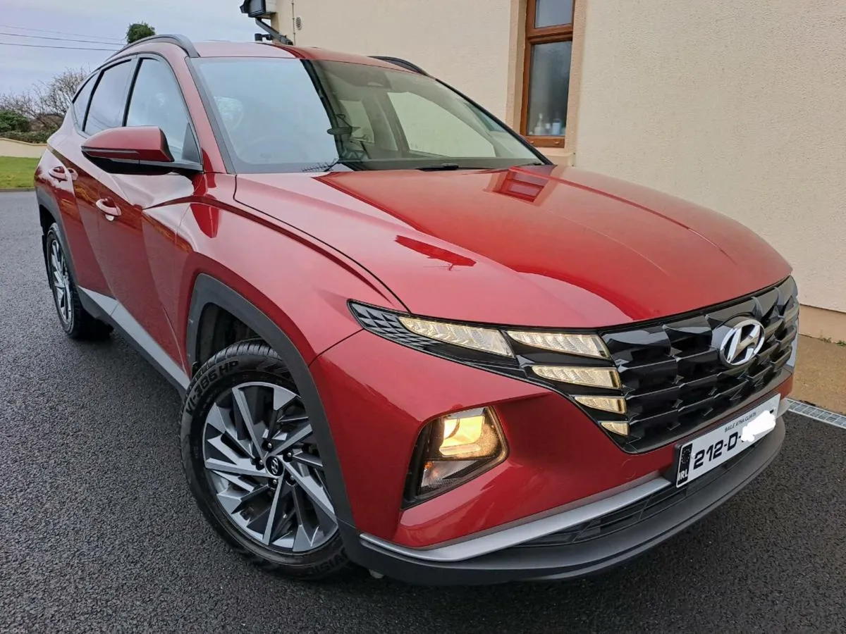 2021 Hyundai Tuscon Executive~Spotless Condition - Image 1