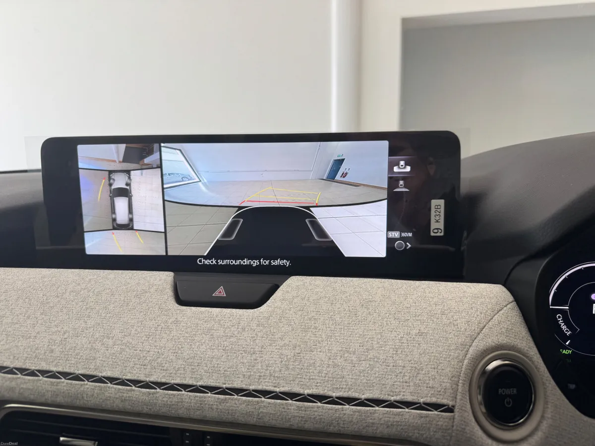 Mazda cx-80 PHEV plug in hybrid - Image 3