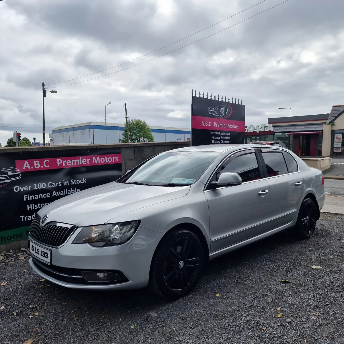 Skoda Superb 2015 Nct 08/26 - Image 3