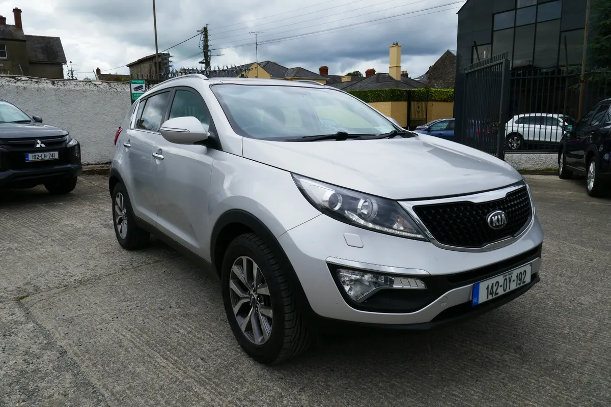 142, KIA SPORTAGE GSE 4DR - Image 1