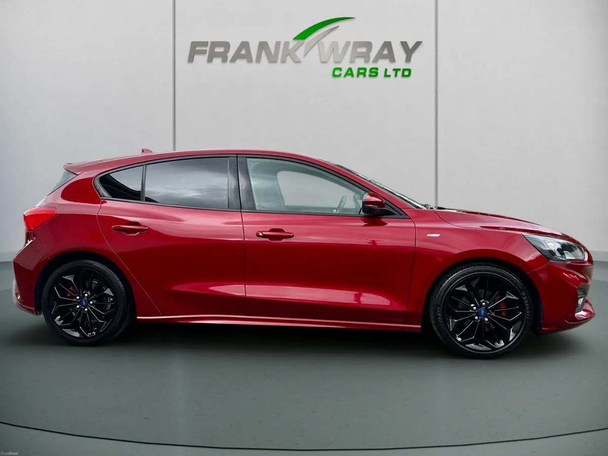 2018 FORD FOCUS 1.5 TDCI ST-LINE X  *MINT*182*FSH* - Image 4