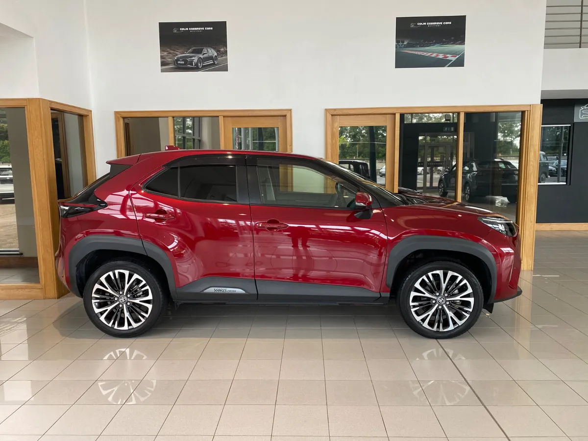 Toyota Yaris Cross 2021 - Image 2
