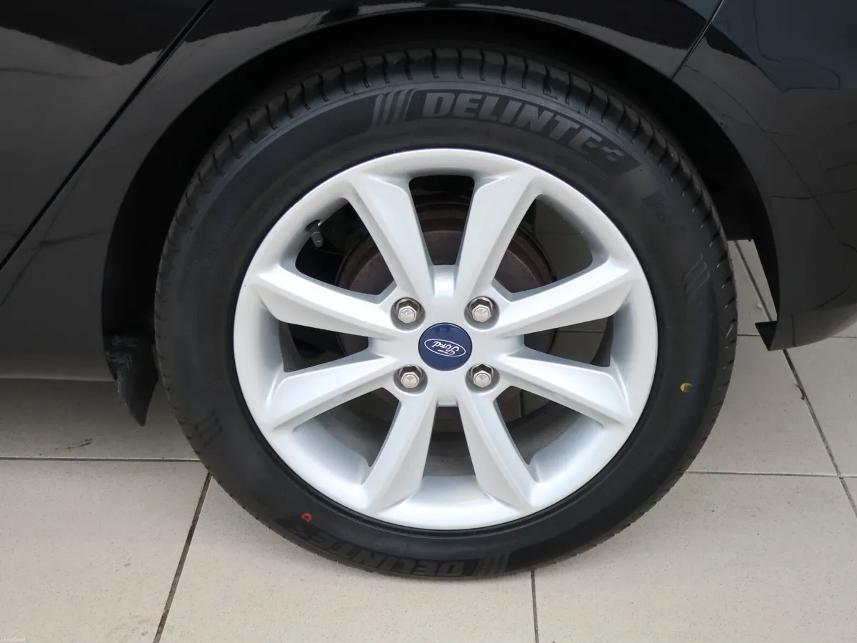 2019 Ford FIESTA ZETEC 1.1 70PS - Image 4