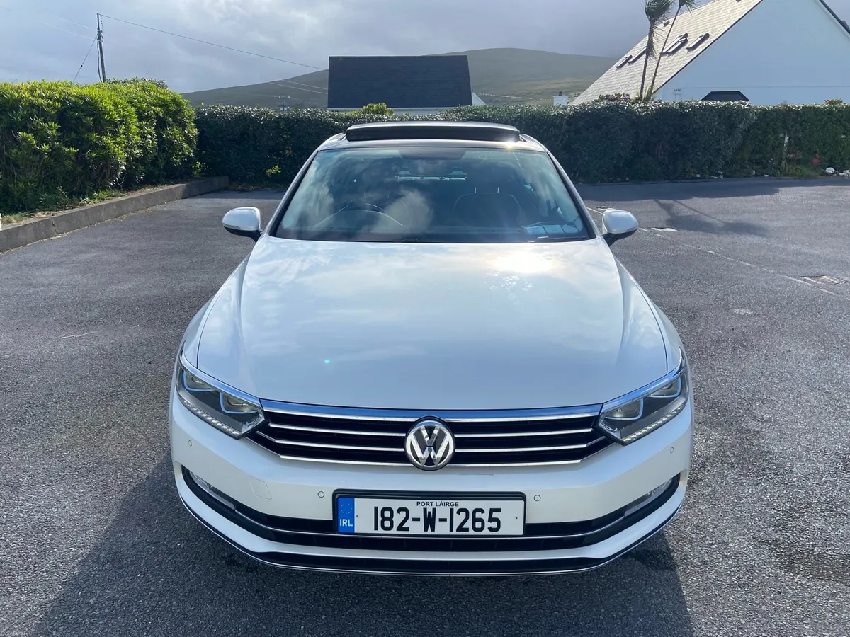 Volkswagen Passat 2018 - Image 2