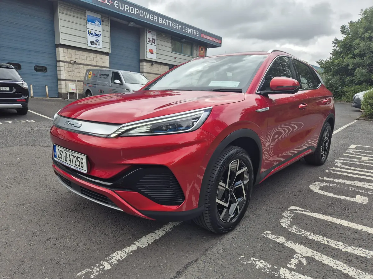 BYD ATTO 3 DESIGN / 2025 / ELECTRIC / TAXI SPEC! - Image 2