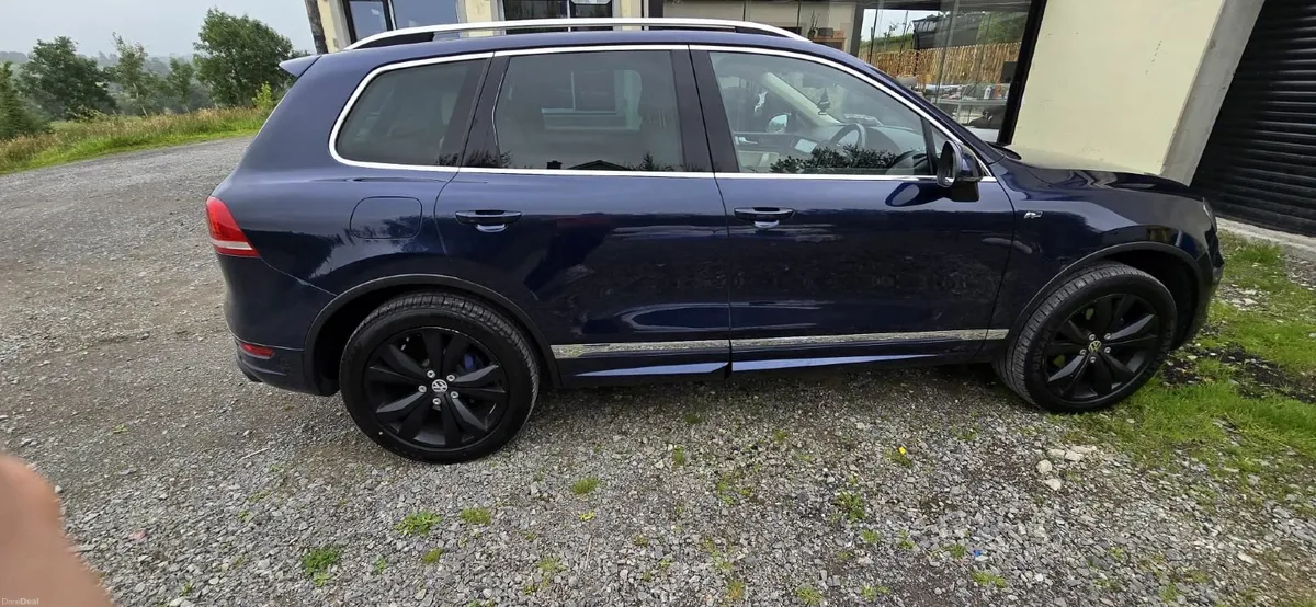 Volkswagen Touareg R-Line Tech 2014 - Image 1