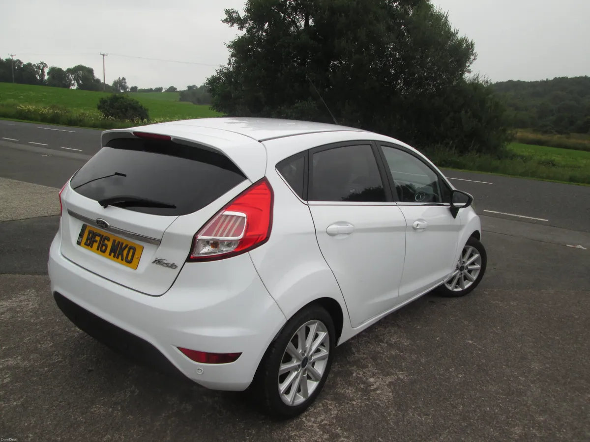 2016  FORD  FIESTA  1.5  TDCI  TITANIUM  5DR - Image 4