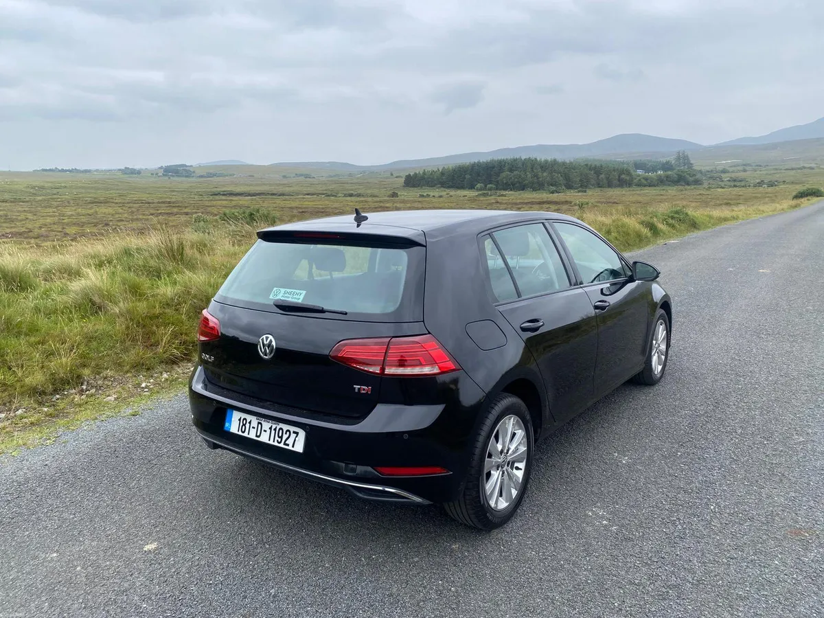Volkswagen Golf 2018 Comfortline 1.6 TDI - Image 4