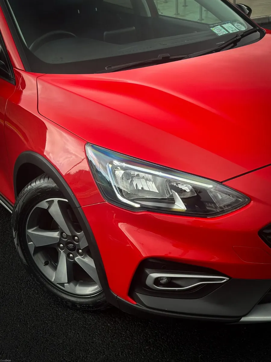 Ford Focus 2019 - Image 2