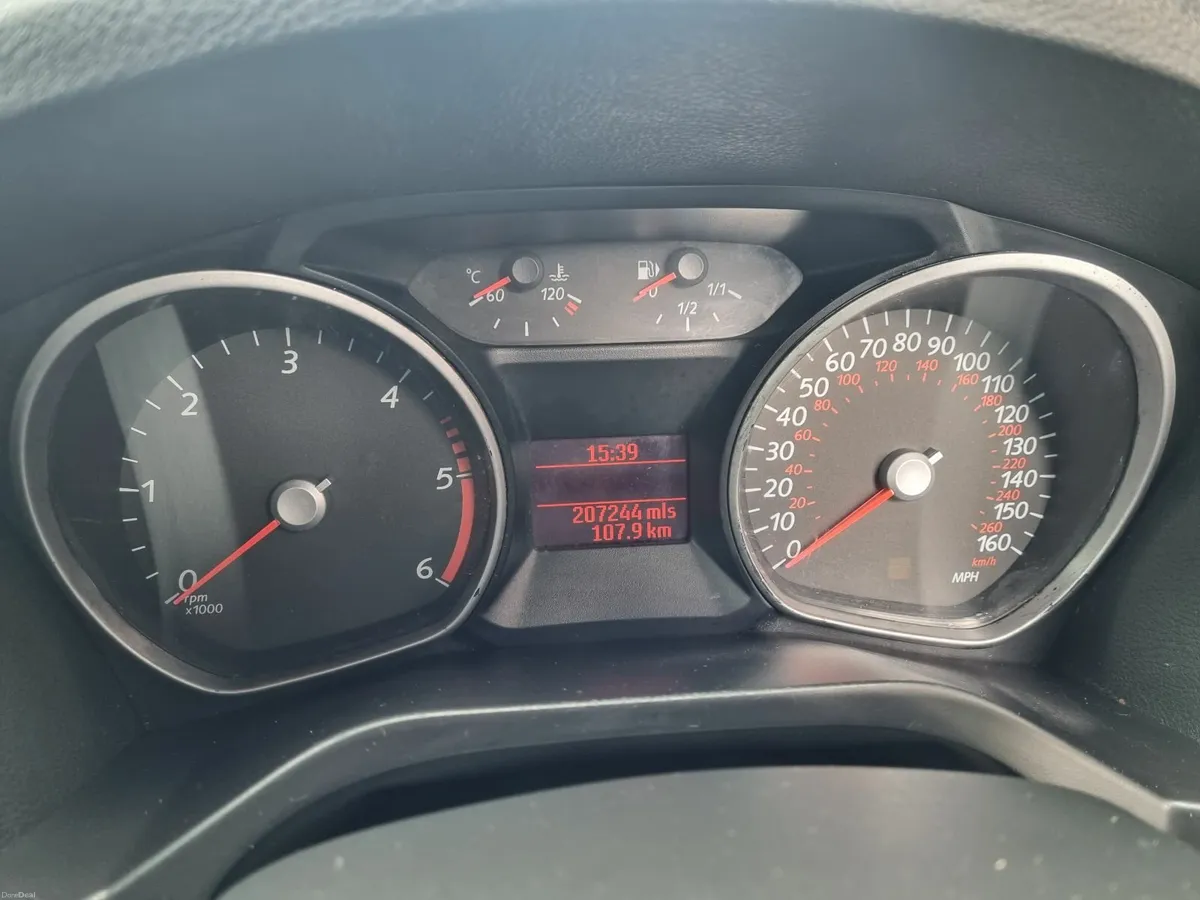 Automatic Ford Galaxy 2013 - Image 2