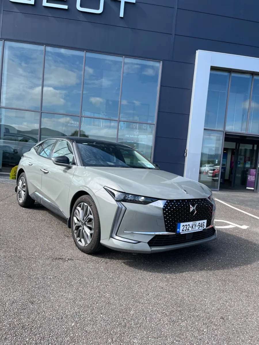 DS Automobiles DS 4 2023 - Image 1