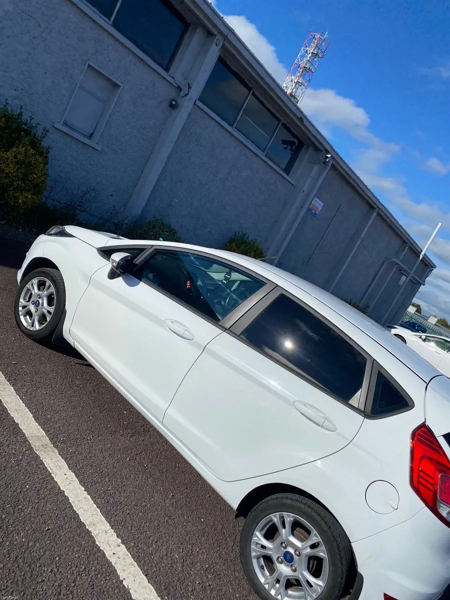 Ford Fiesta 2013 - Image 3