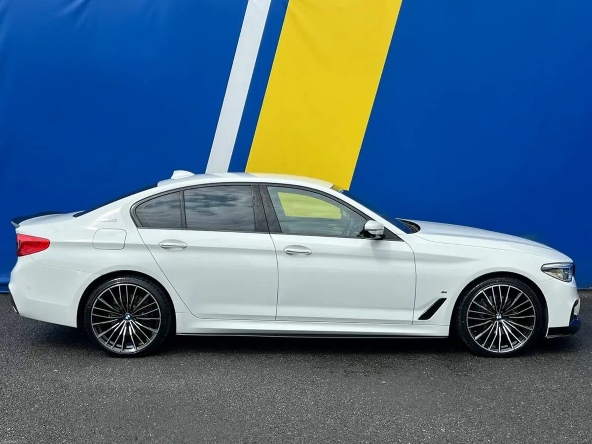 BMW 5-Series 530e M-SPORT COMPETITION 2.0 HYBRID A - Image 2