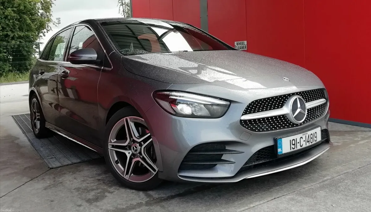 Mercedes-Benz B180*AMG*LOW KM*NCT05/27*NEW SERVICE - Image 1
