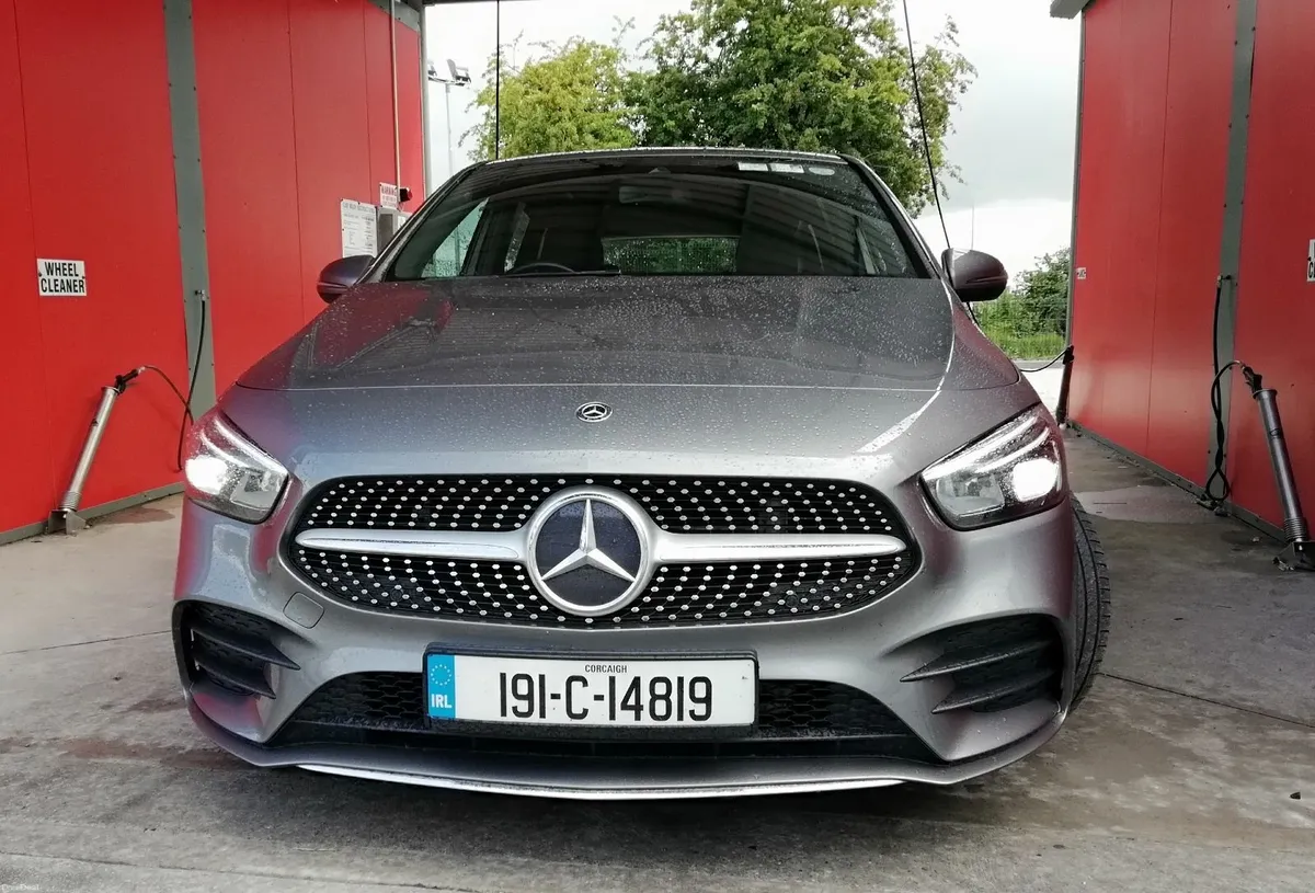 Mercedes-Benz B180*AMG*LOW KM*NCT05/27*NEW SERVICE - Image 3