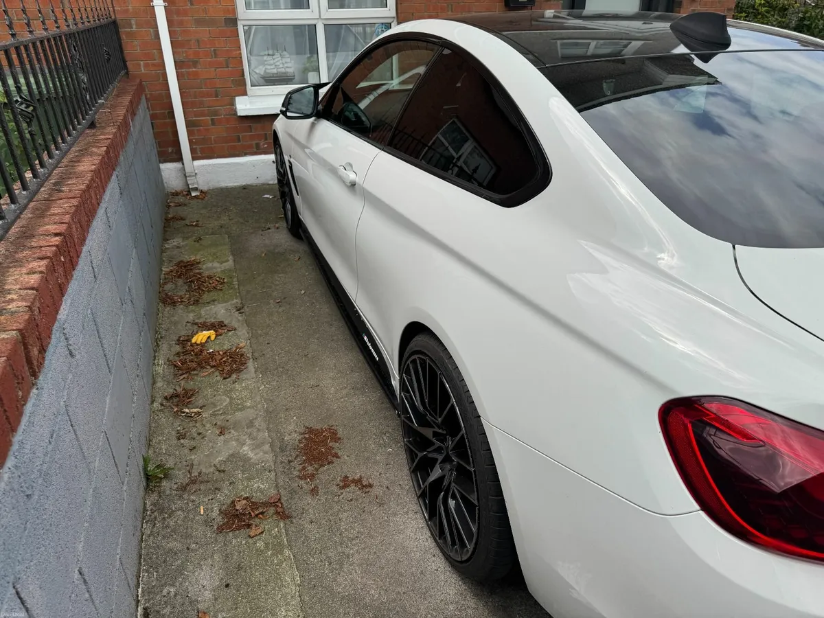BMW 4-Series 2017 M-Sport - Image 3