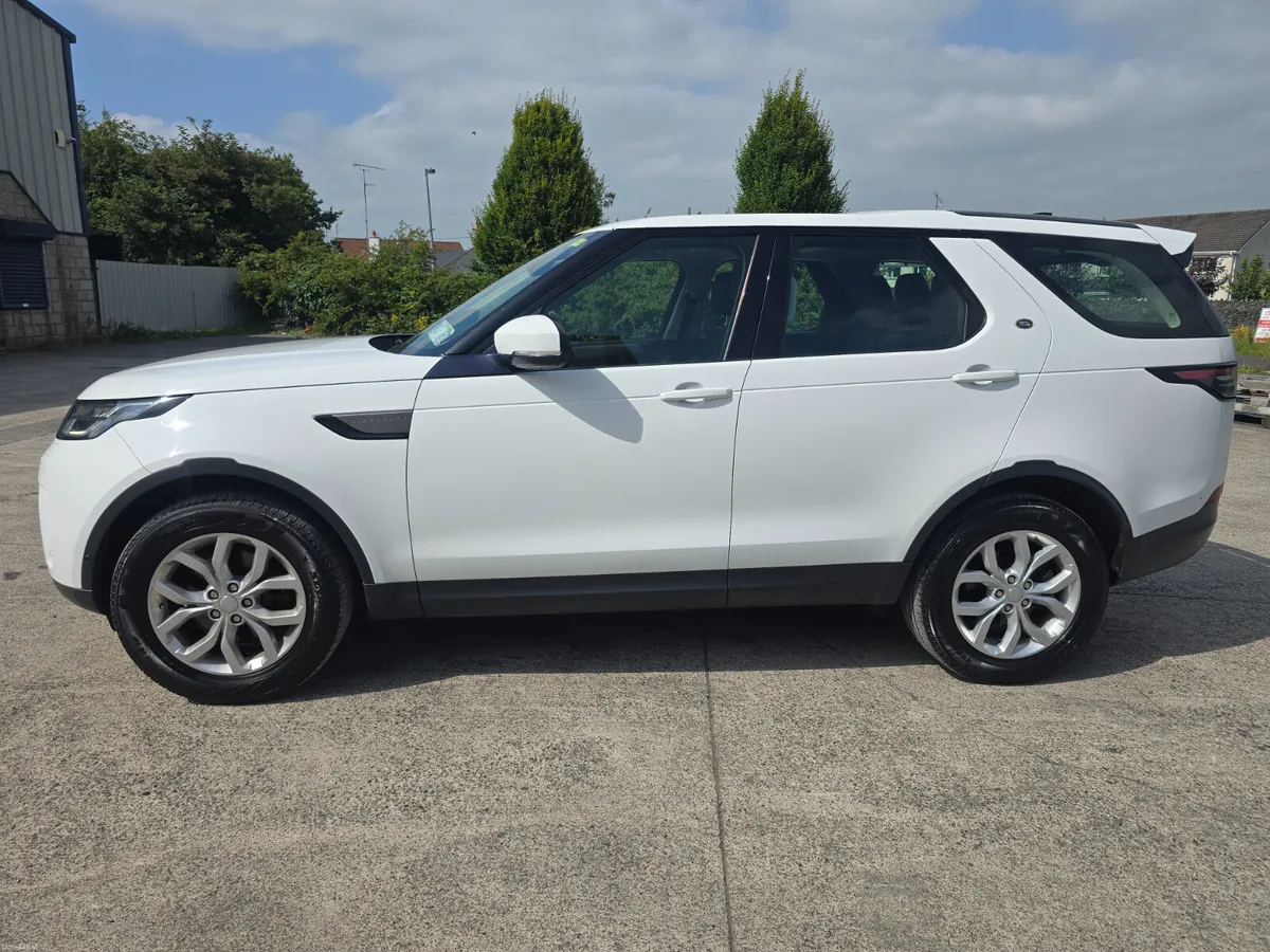 Land Rover Discovery  2.0D SD4 2020 - Image 4
