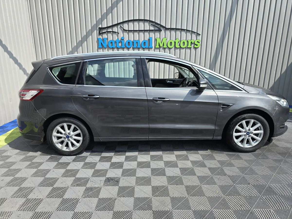 2017 Ford S-Max 2.0D Titanium TDCi 7 Seater - Image 2