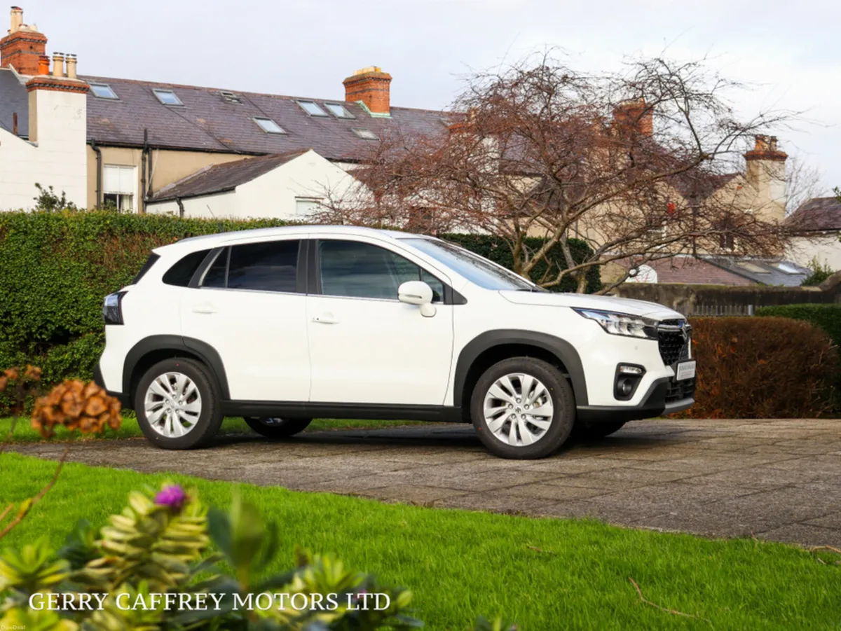 Suzuki SX4 S-Cross Motion Hybrid Automatic - Image 5