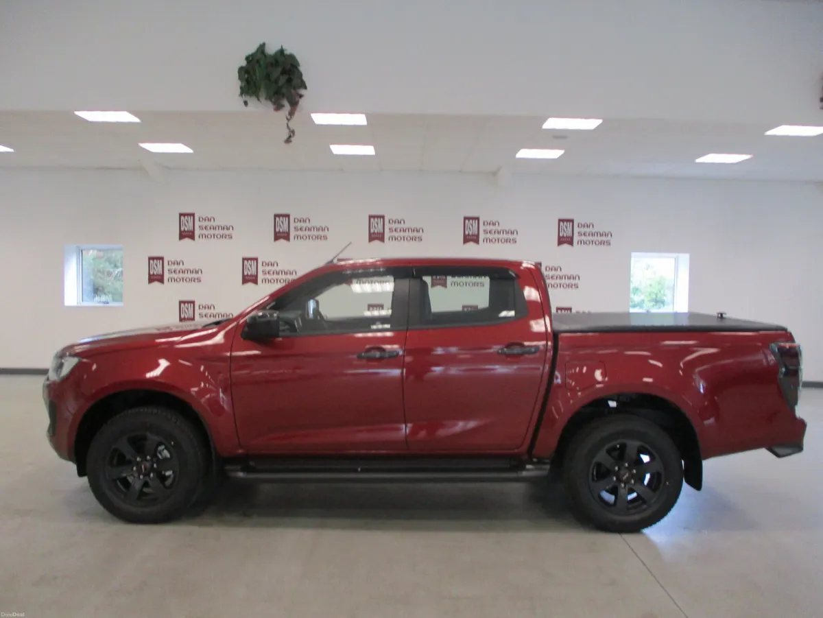 ISUZU D-MAX 2026 CREW CAB 4X4 NEW - Image 1