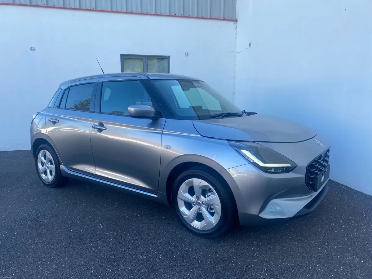 Suzuki Swift 2025 - Image 1