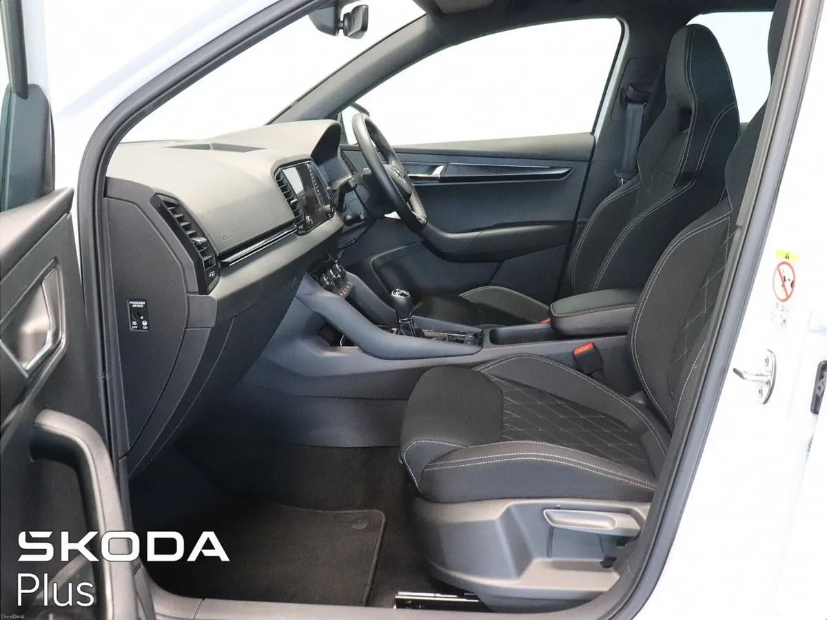 Skoda Karoq 2.0 TDI 115 BHP SPORTLINE - Image 4