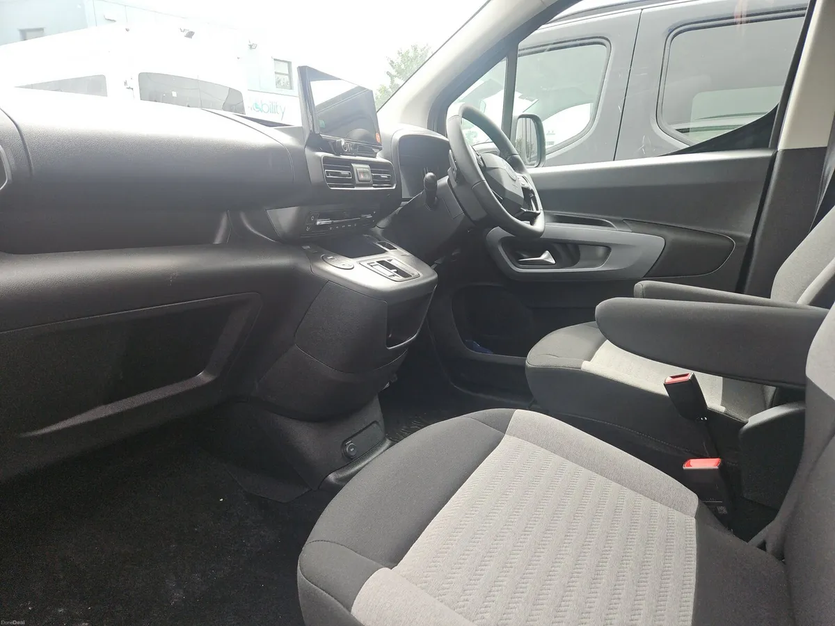 Citroen Berlingo Automatic Taxi Spec New 2025 - Image 3