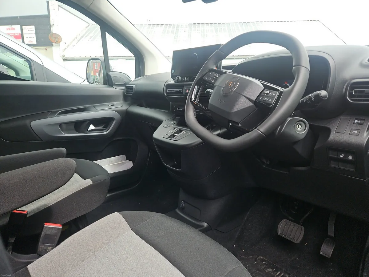 Citroen Berlingo Automatic Taxi Spec New 2025 - Image 6