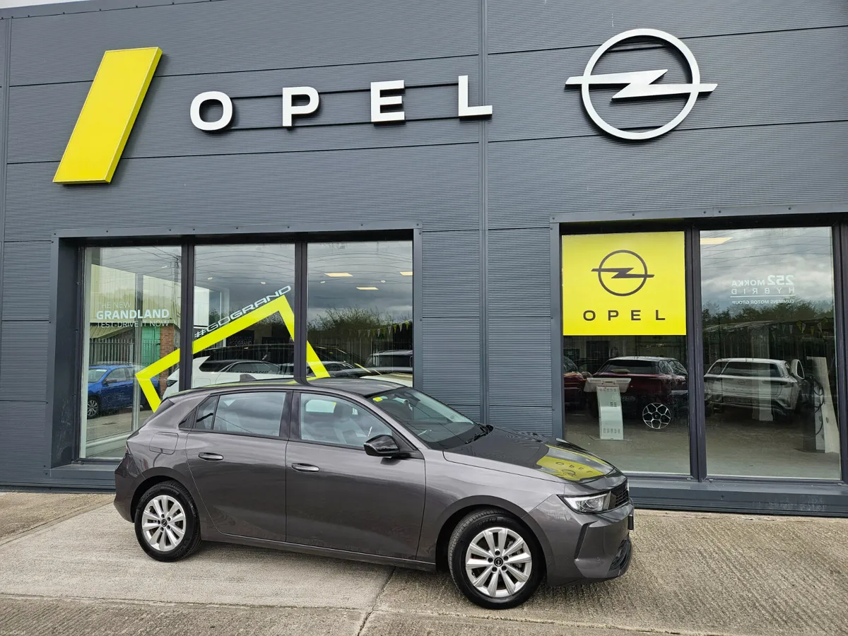 Opel Astra 1.5 Diesel Auto - Image 2