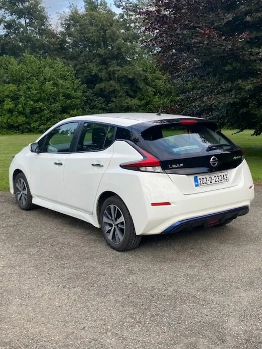 Nissan Leaf 40kwh SVE Full Electric - Image 3