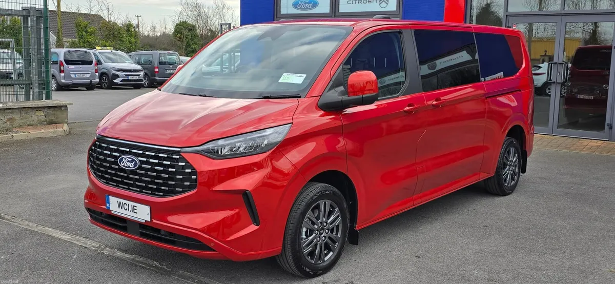 Wheelchair Accessible Ford Tourneo Custom - Image 4