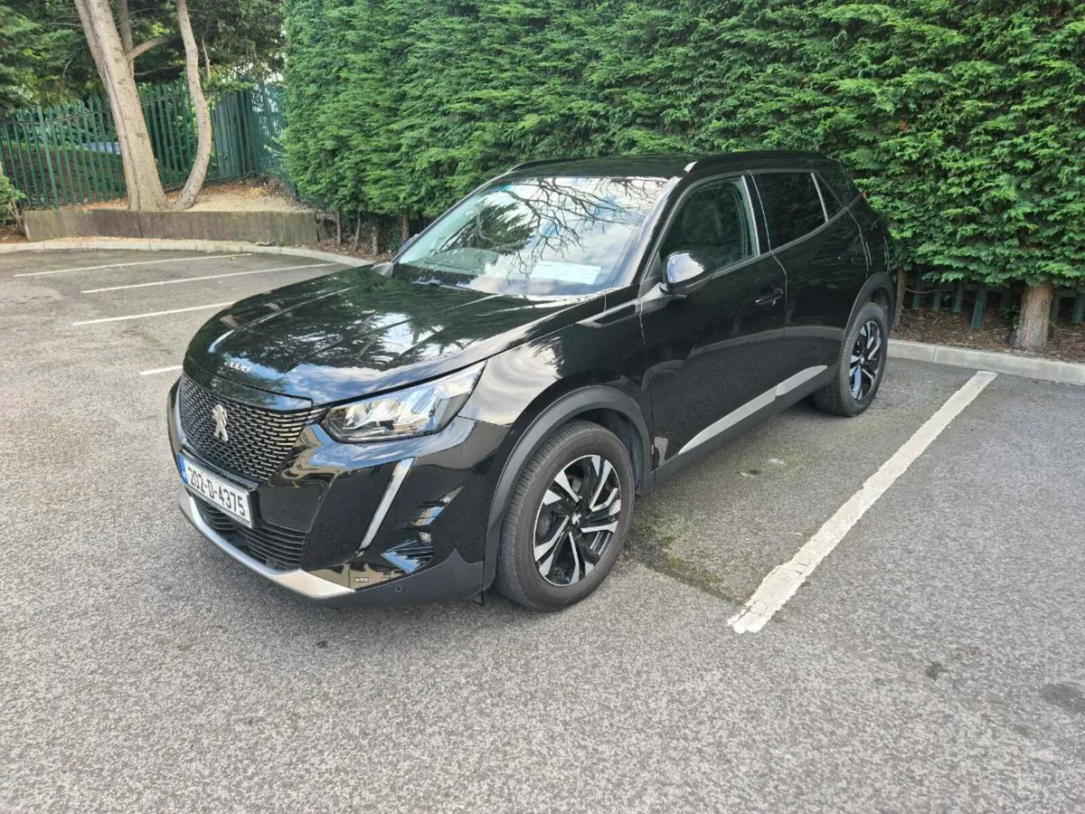 Peugeot 2008 1.2 Petrol Allure - Image 2