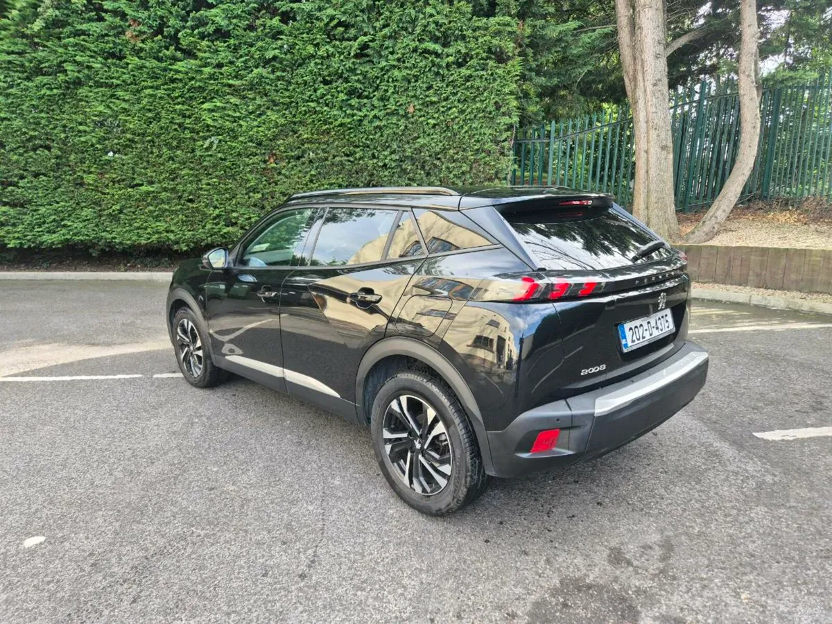 Peugeot 2008 1.2 Petrol Allure - Image 4