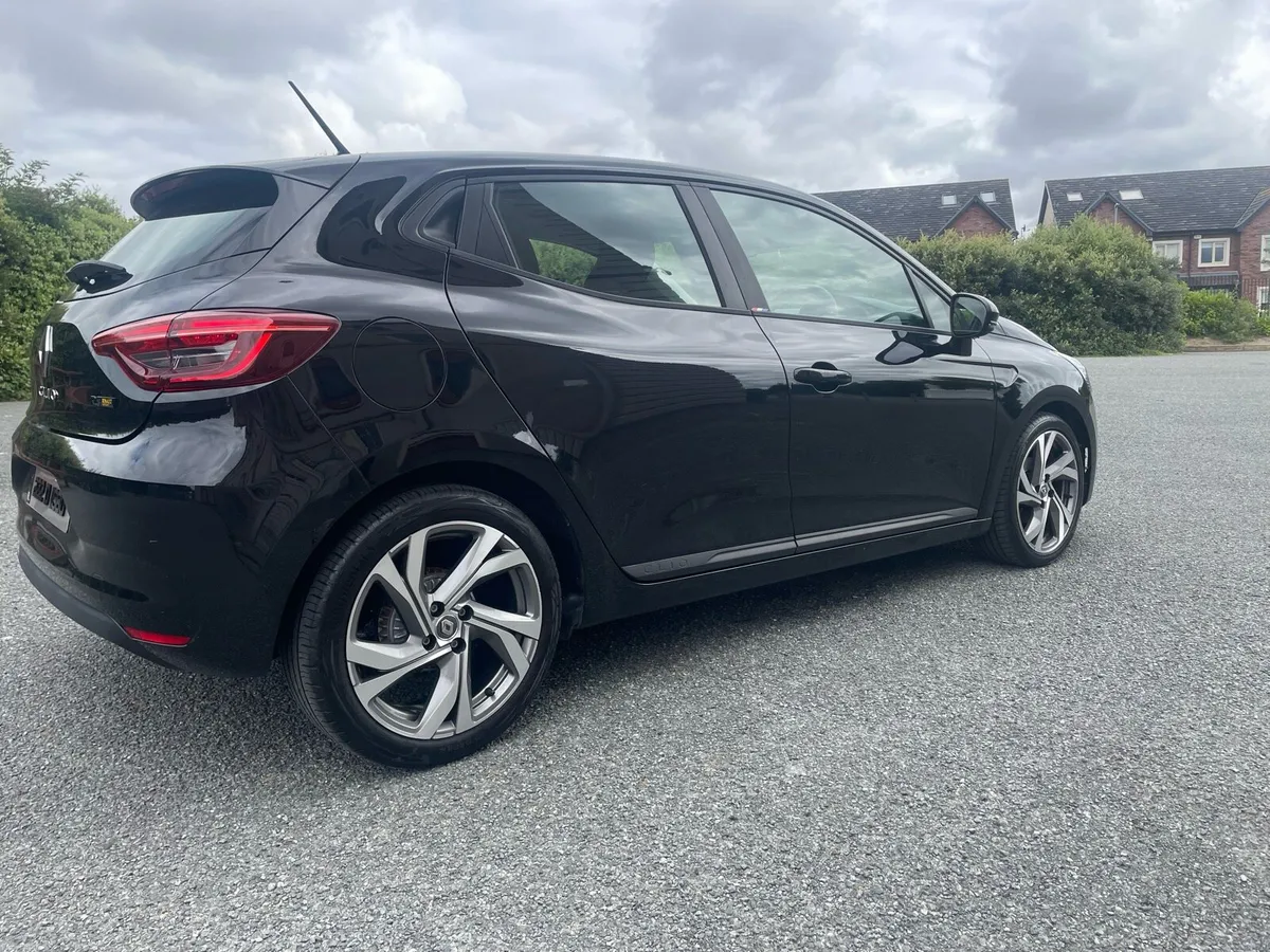 Renault clio 2022 - Image 4