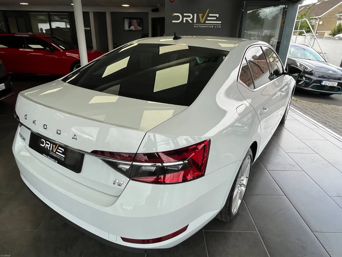 Skoda Superb 2021 1.4 Hybrid - Image 4