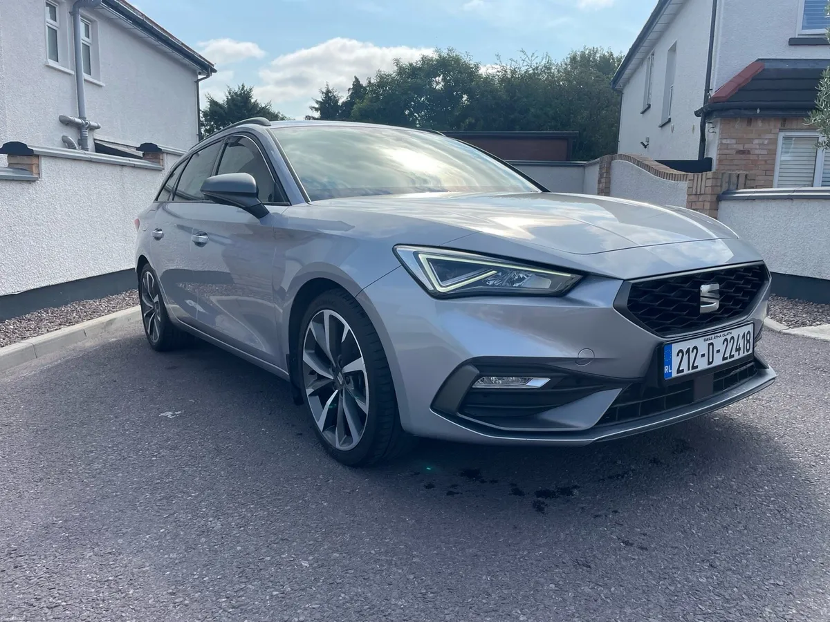 Seat Leon FR estate - Image 2