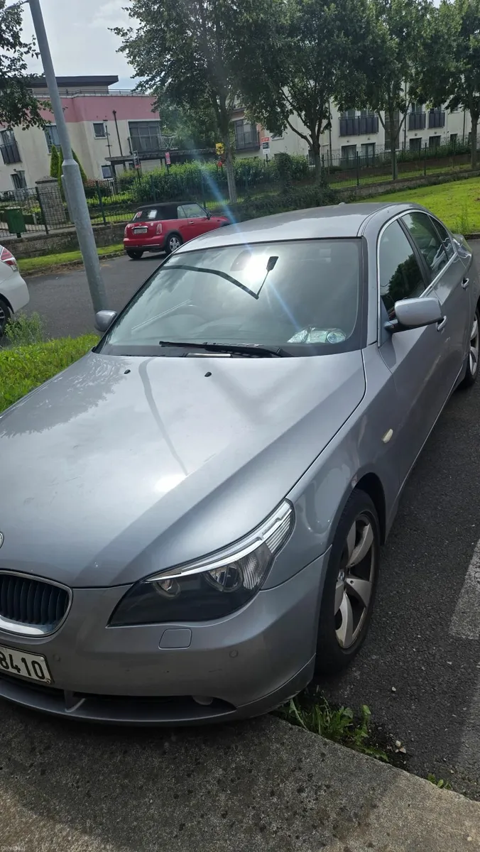 BMW 5-Series 2007 - Image 2
