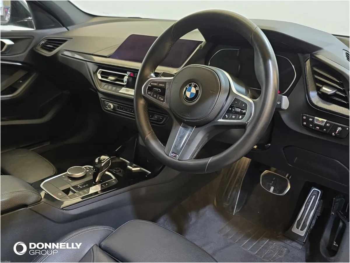 BMW 1 Series Hatchback M Sport - Image 4