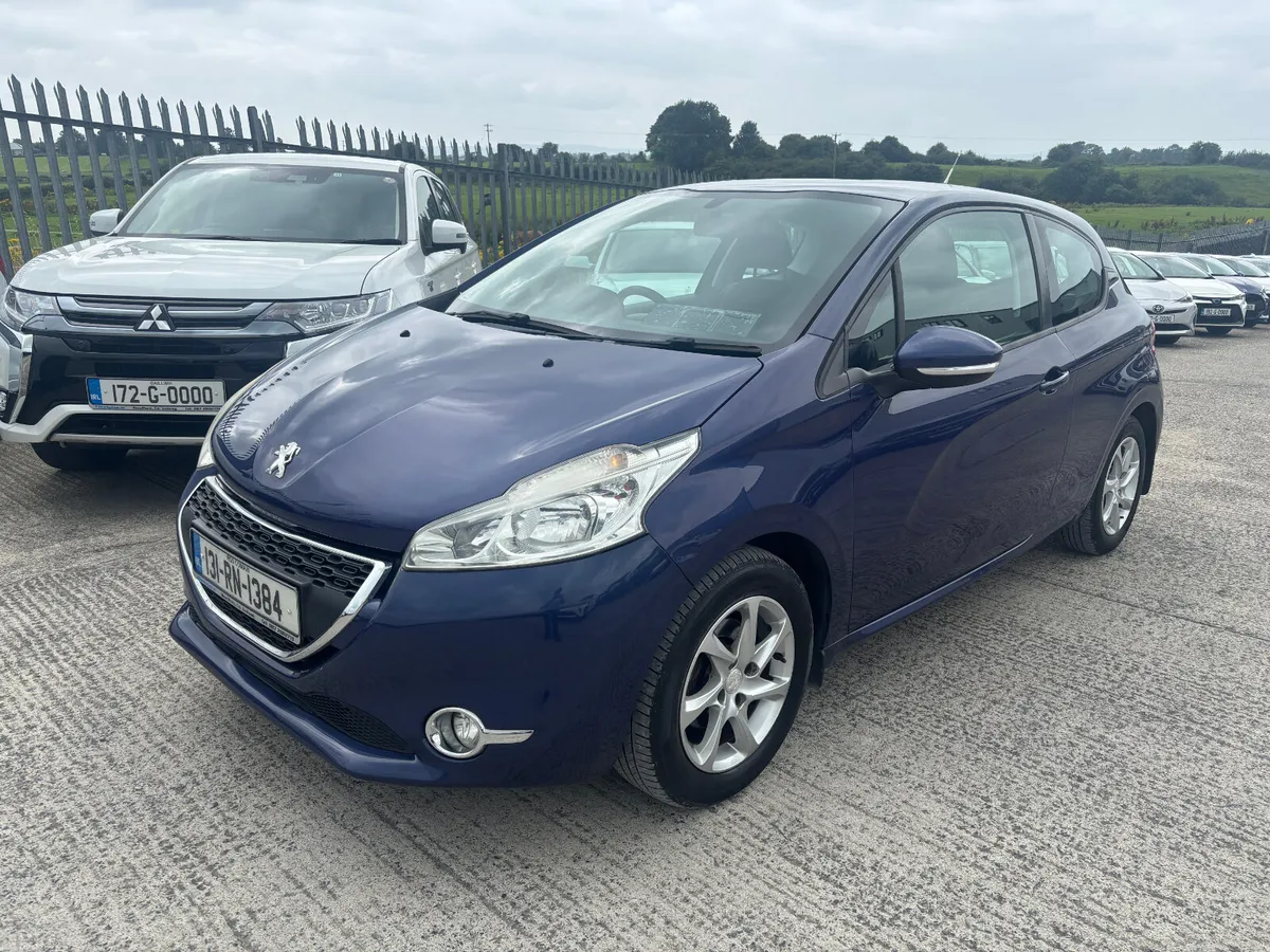 Peugeot 208 2013 - Image 1