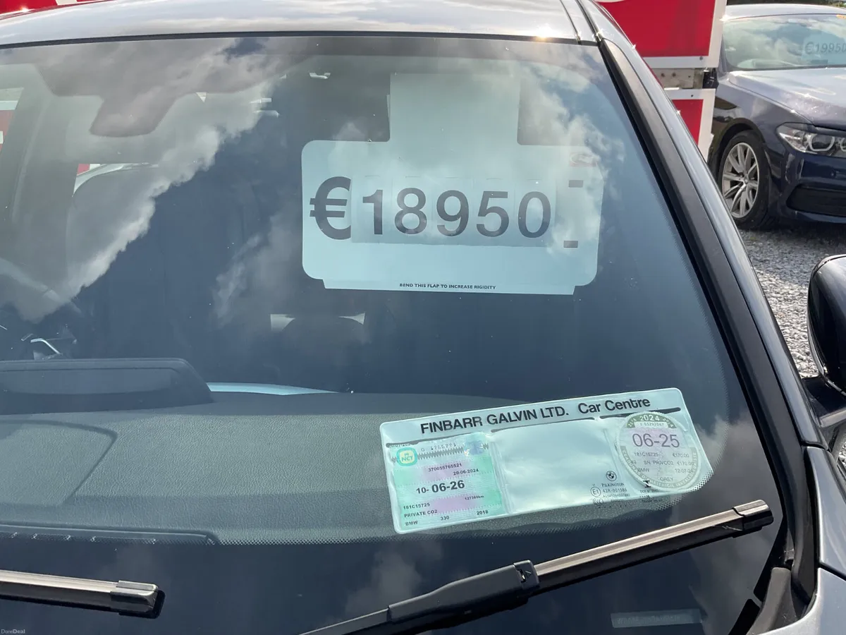 MW 330e AUTOMATIC M-SPORT PLUGIN HYBRID LOW KMS - Image 4