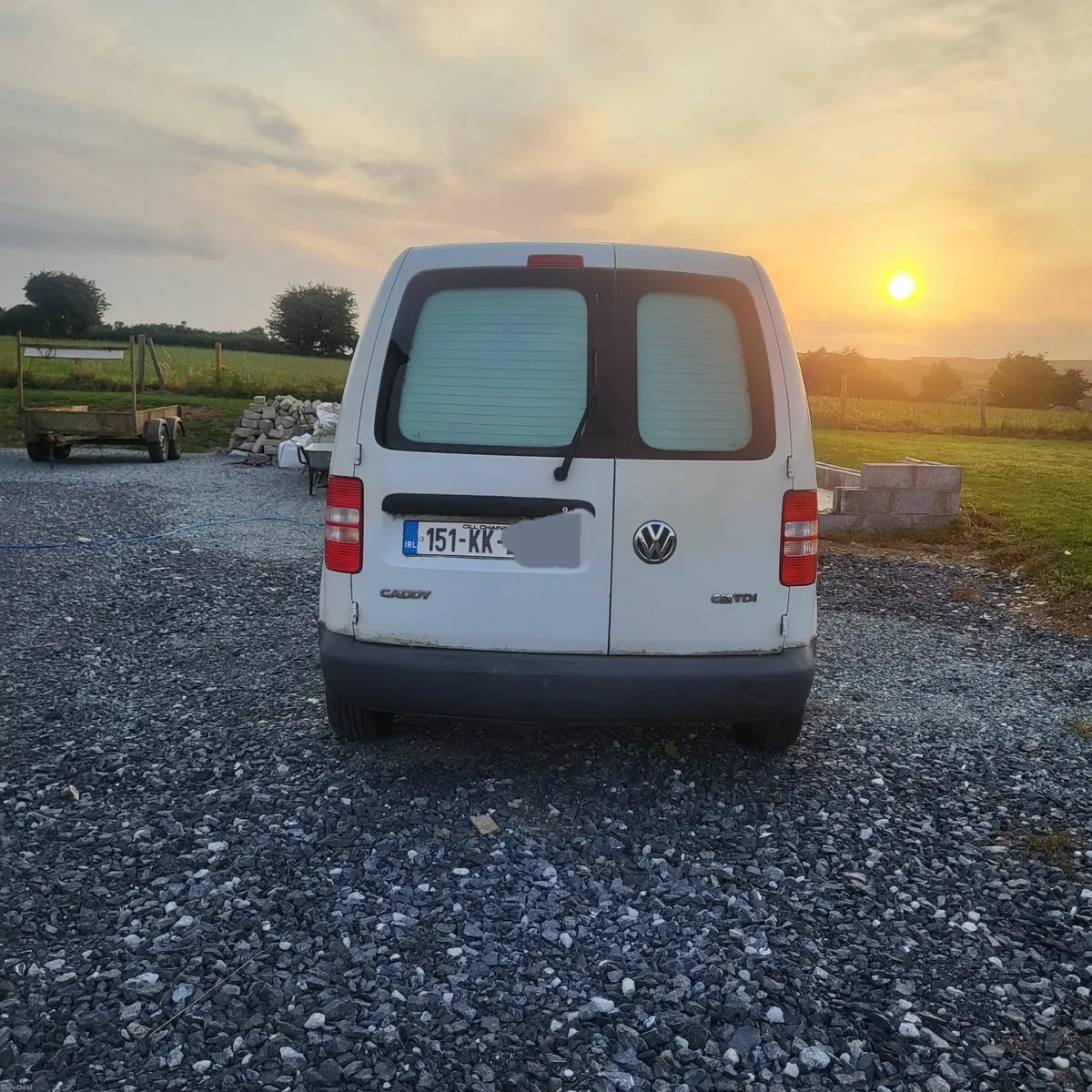 Volkswagen Caddy Van 2015 - Image 2