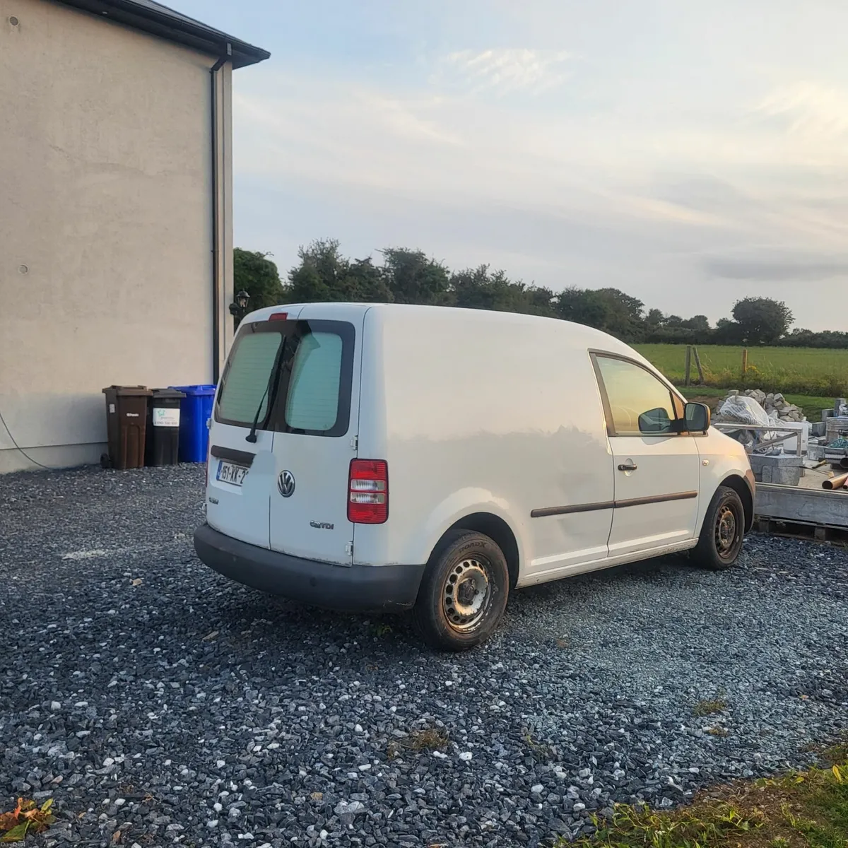 Volkswagen Caddy Van 2015 - Image 3