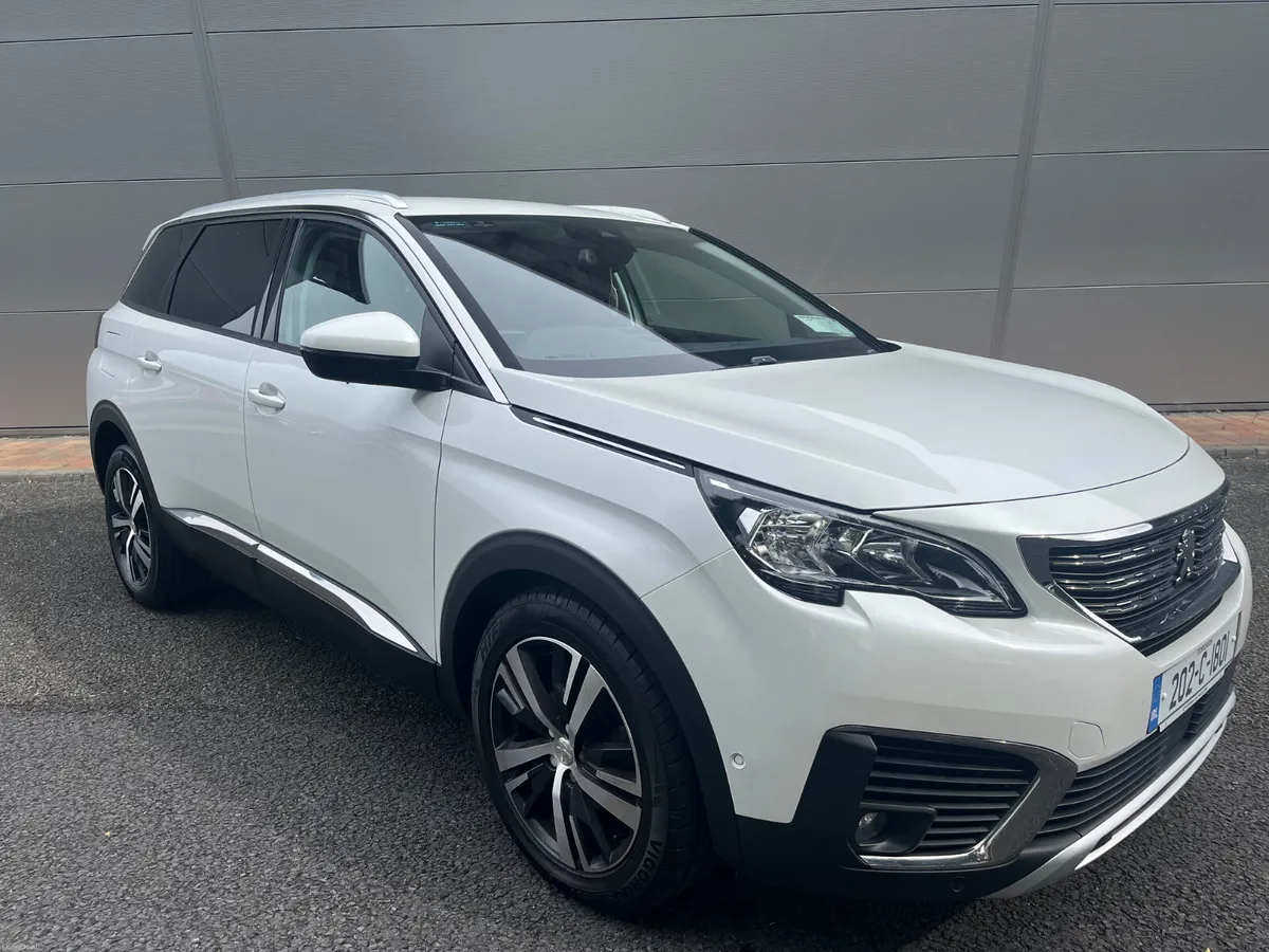 Peugeot 5008 1.2 Puretech 130bhp Allure - Image 1