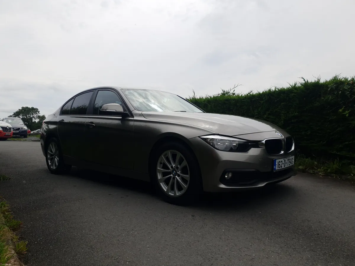 BMW 3-Series 2016 - Image 2