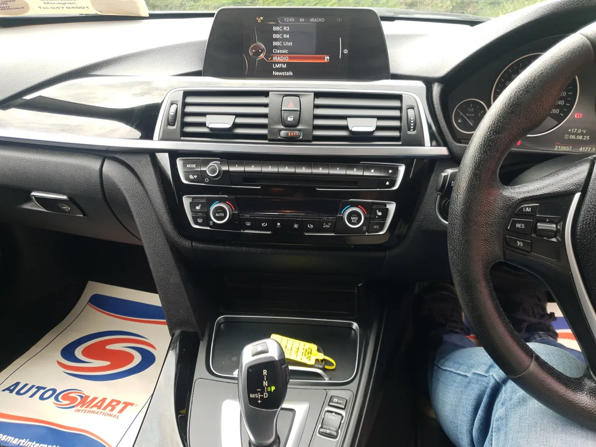 BMW 3-Series 2016 - Image 5