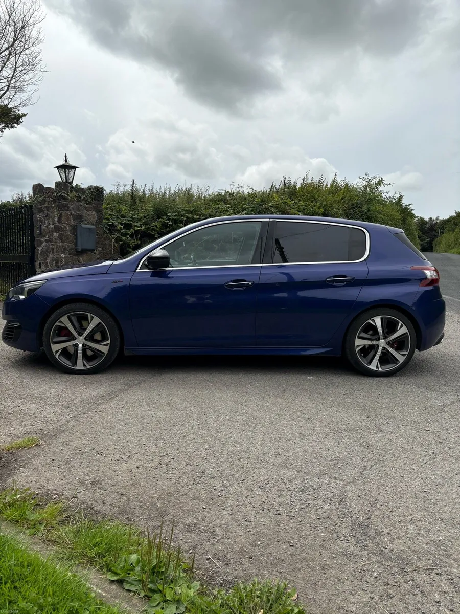 308 GT 180bhp magnetic blue - Image 4